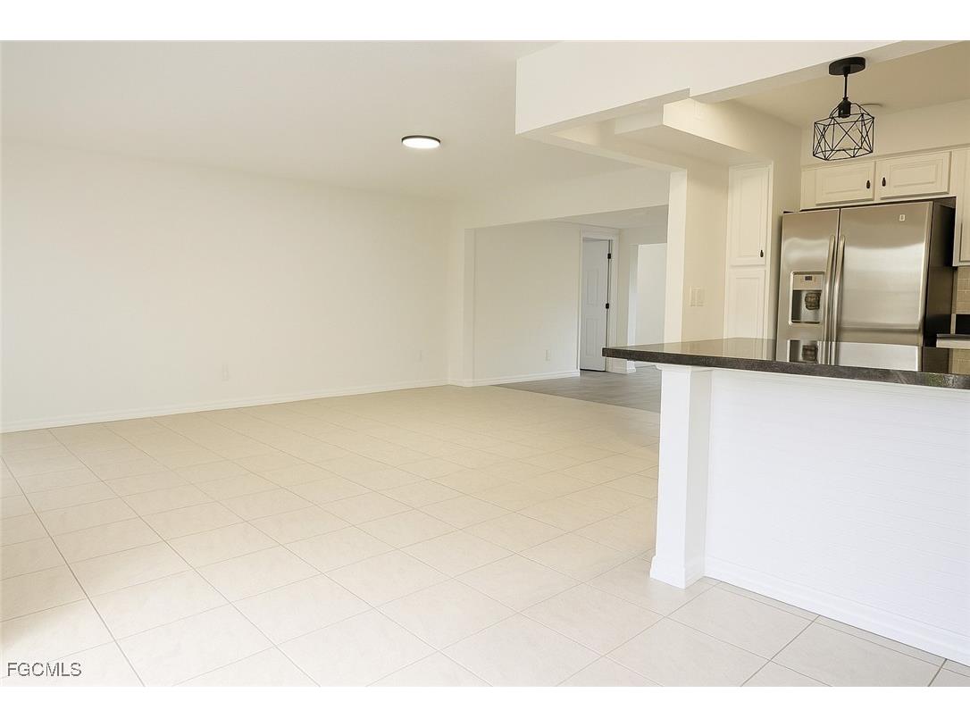 4123 SE 3rd Avenue Cape Coral FL 33904 2025018871 image7