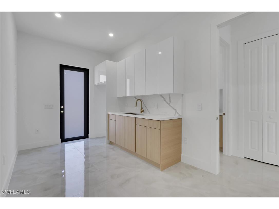 4124 6th Avenue NE Naples FL 34120 225085224 image25