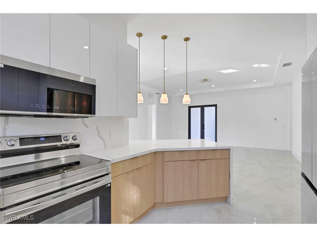 4124 6th Avenue NE Naples FL 34120 225085224 image5