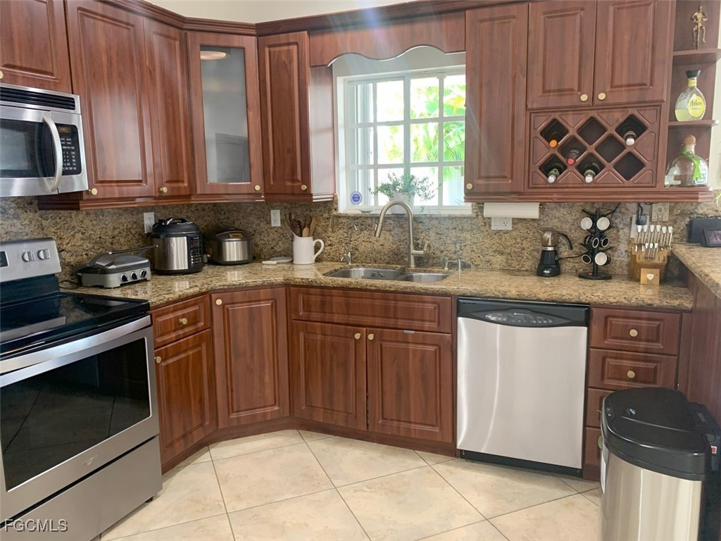 4124 Sw 91st Ct Miami FL 33165 2025005815 image14