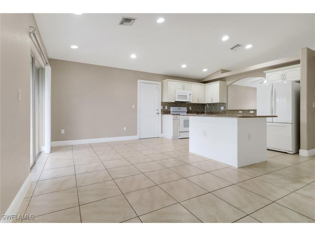 4125 20th Avenue NE Naples FL 34120 225066995 image12