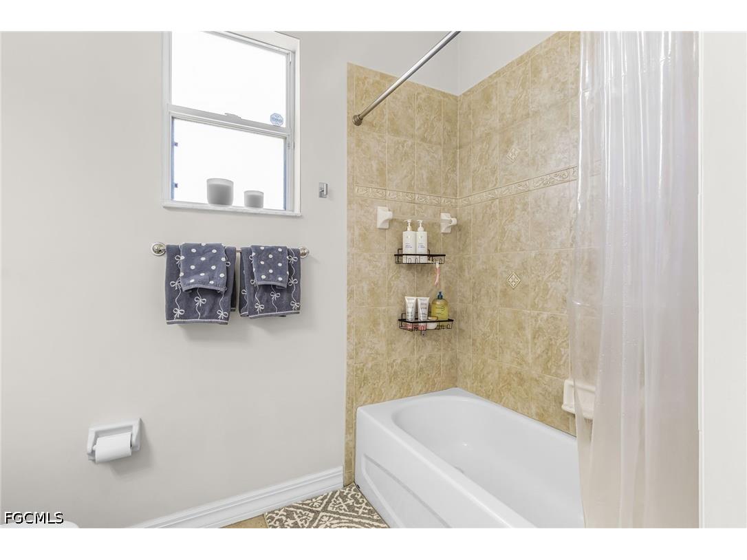 4125 Jacaranda Parkway W Cape Coral FL 33993 2026020369 image18
