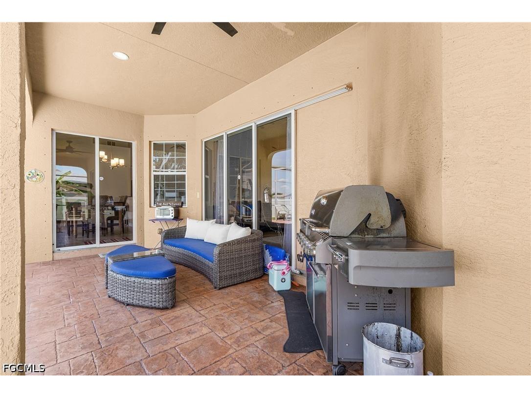 4125 Jacaranda Parkway W Cape Coral FL 33993 2026020369 image29