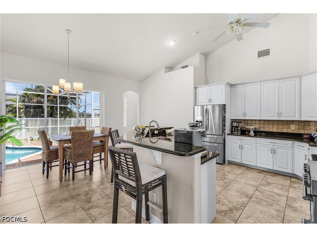 4125 Jacaranda Parkway W Cape Coral FL 33993 2026020369 image7
