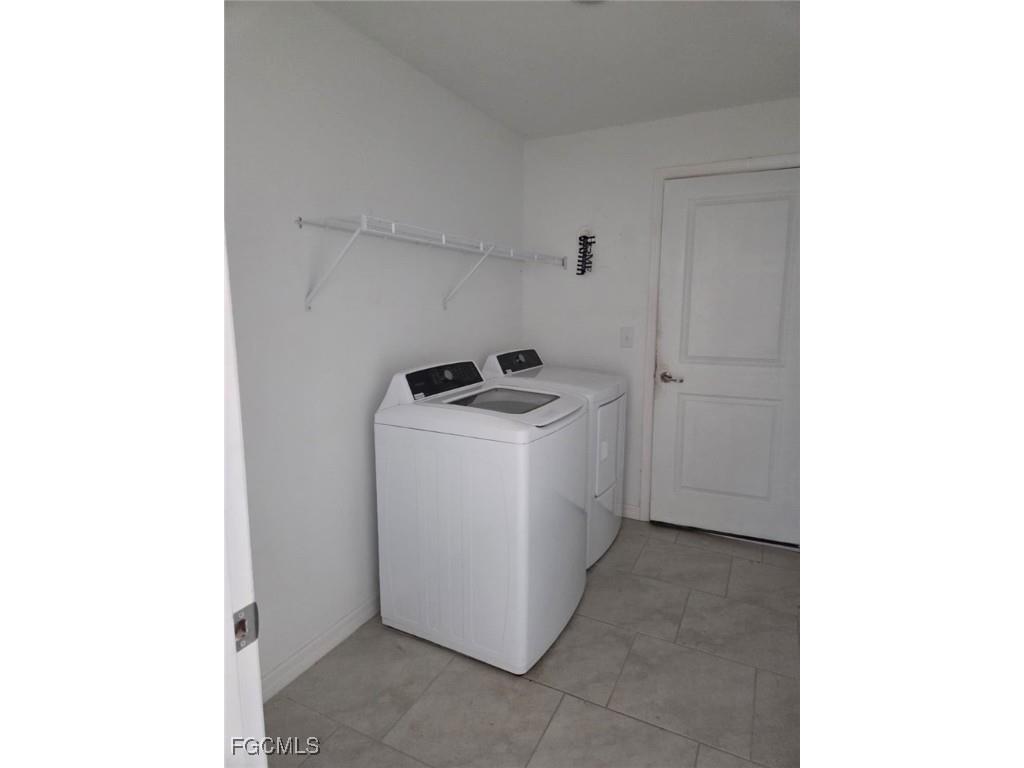 4125 NE 15th Place Cape Coral FL 33909 2026004861 image4