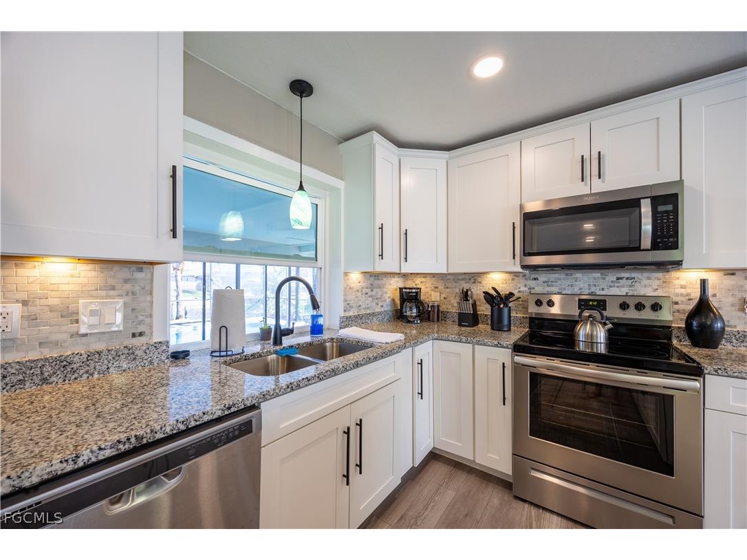 4125 SW 5th Place Cape Coral FL 33914 2026008246 image7