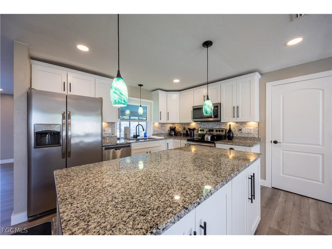 4125 SW 5th Place Cape Coral FL 33914 2026008246 image8
