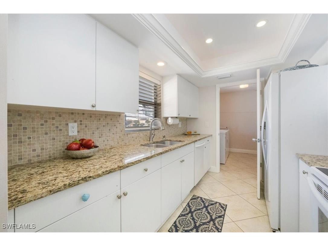 4126 Belair Lane #B6 Naples FL 34103 226000536 image10