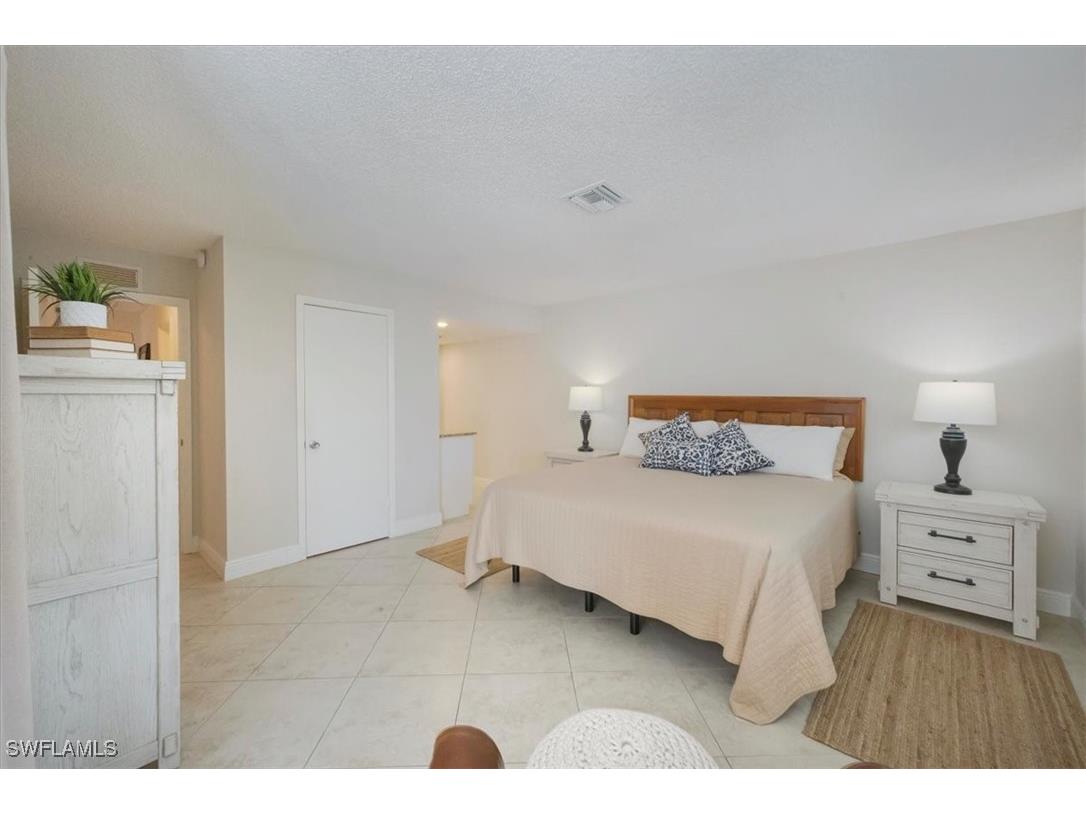 4126 Belair Lane #B6 Naples FL 34103 226000536 image15