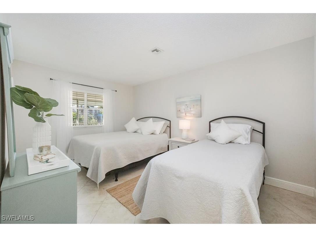 4126 Belair Lane #B6 Naples FL 34103 226000536 image19