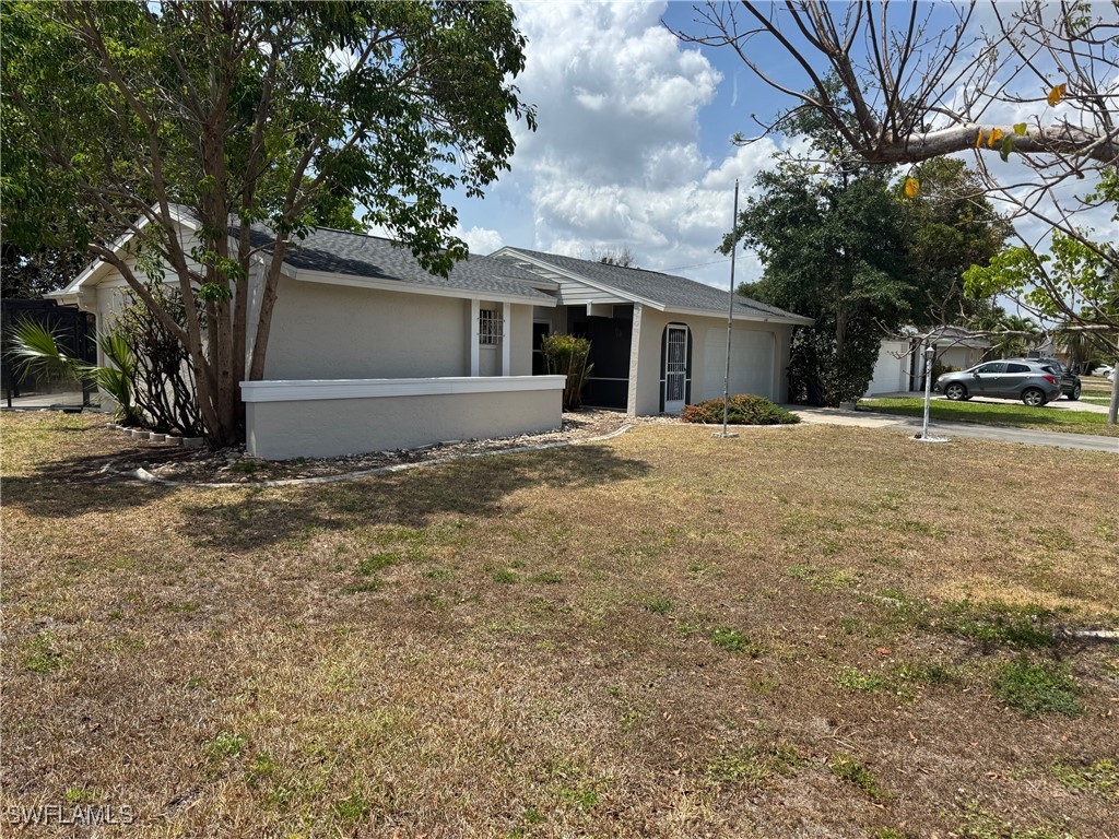 4126 SE 1st Court Cape Coral FL 33904 225045476 image1