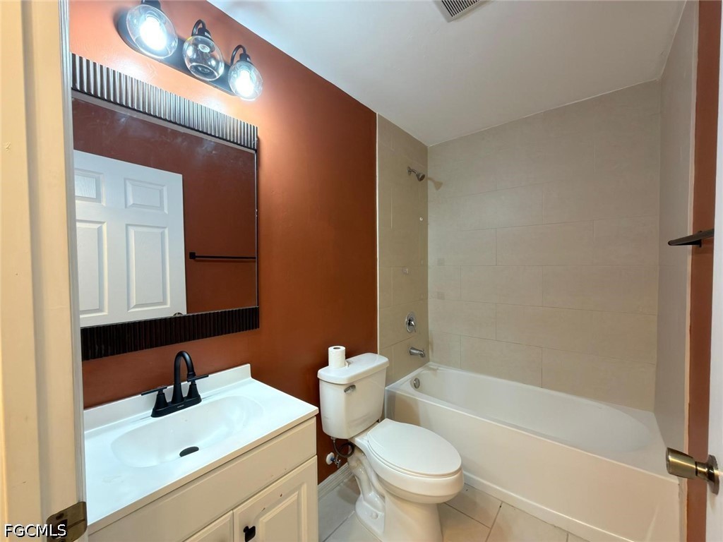 4126 Skyline Boulevard Cape Coral FL 33914 2026020362 image4