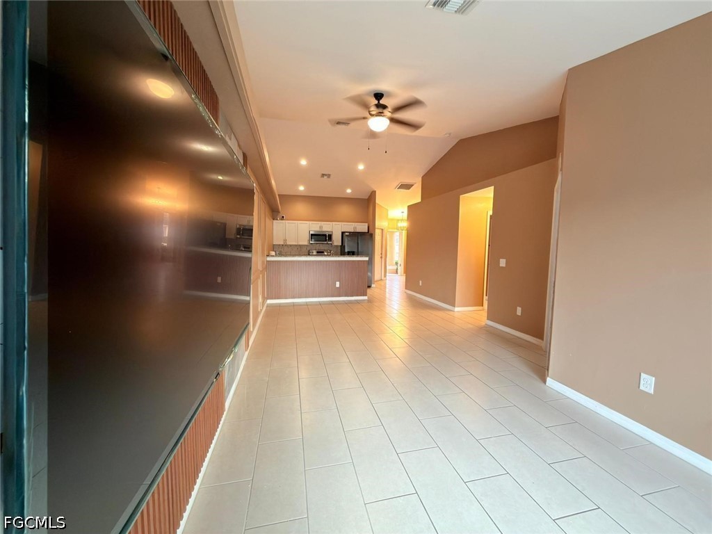 4126 Skyline Boulevard Cape Coral FL 33914 2026020362 image7
