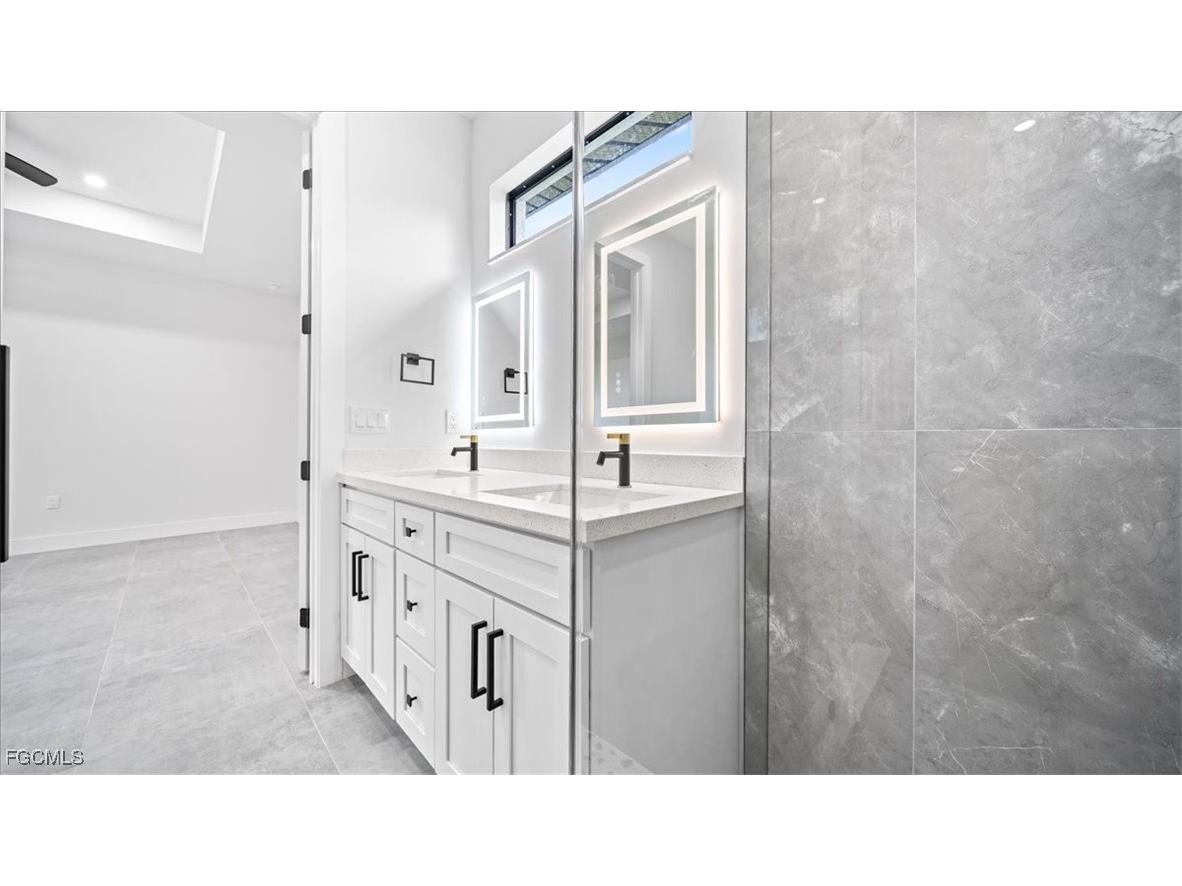 4127 NW 36th Place Cape Coral FL 33993 2025020297 image11