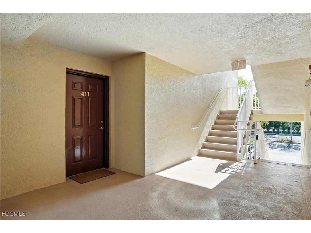 4127 Residence Drive #411 Fort Myers FL 33901 2025005980 image4