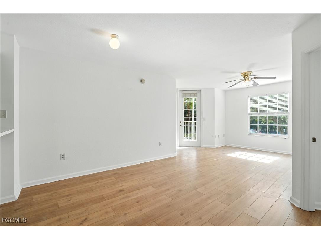 4127 Residence Drive #411 Fort Myers FL 33901 2025005980 image5