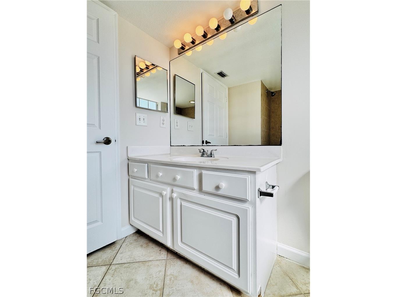 4127 Residence Drive #417 Fort Myers FL 33901 2026011530 image31