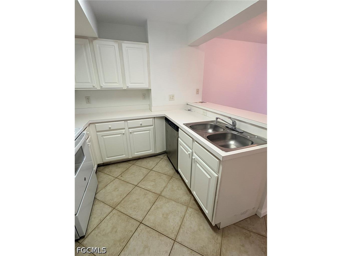 4127 Residence Drive #411 Fort Myers FL 33901 2026023488 image3