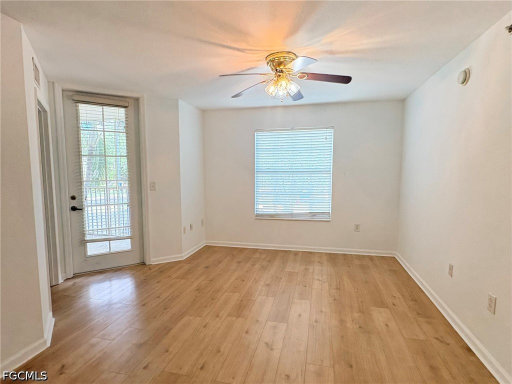 4127 Residence Drive #411 Fort Myers FL 33901 2026023488 image8
