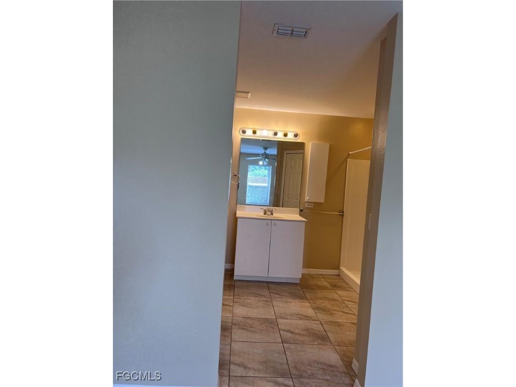  Cape Coral FL 33914 2025014711 image20