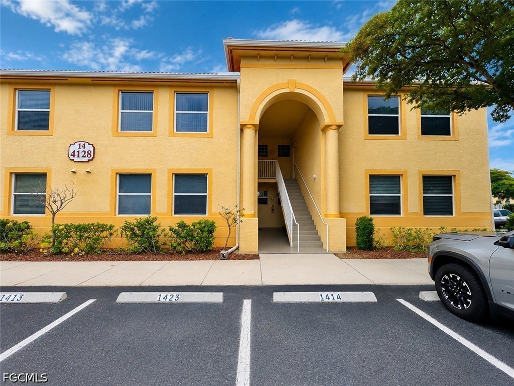 4128 Bellasol Circle #1424 Fort Myers FL 33916 2026026397 image1