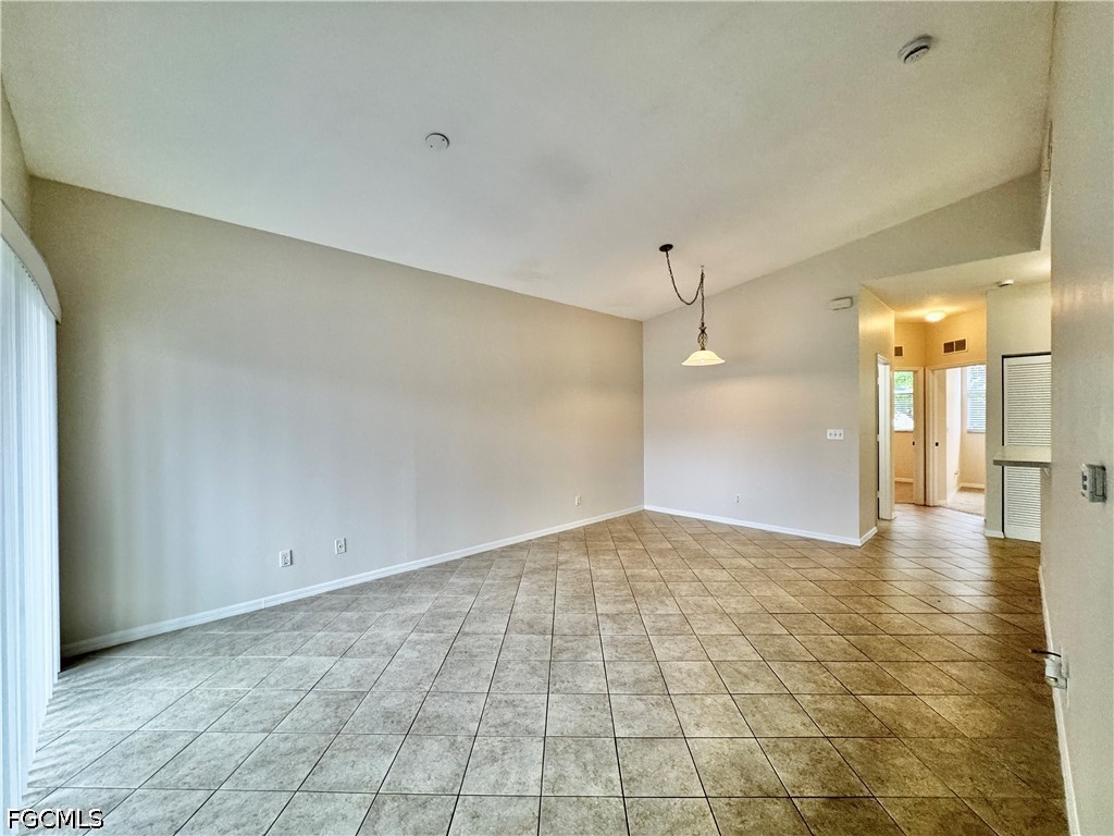 4128 Bellasol Circle #1424 Fort Myers FL 33916 2026026397 image2