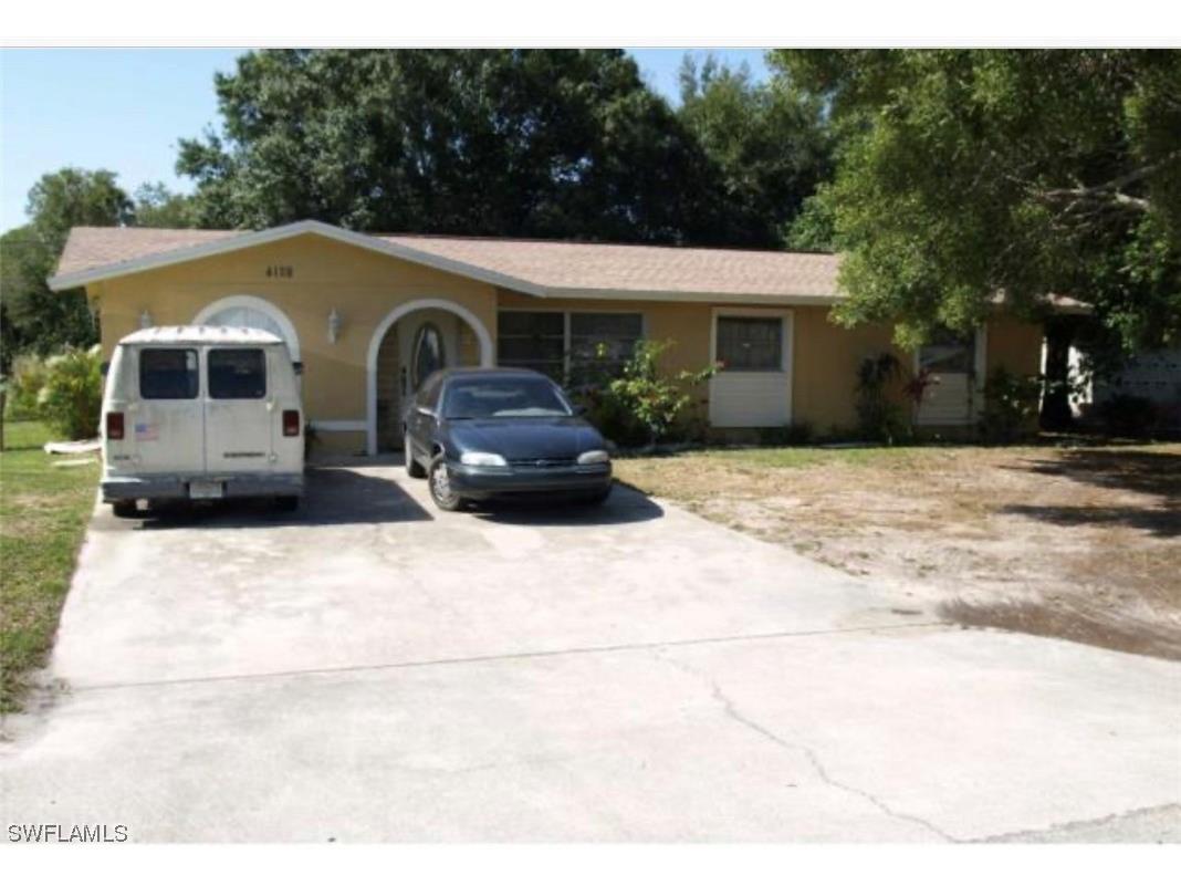 4128 Madison Avenue Fort Myers FL 33916 223071502 image1