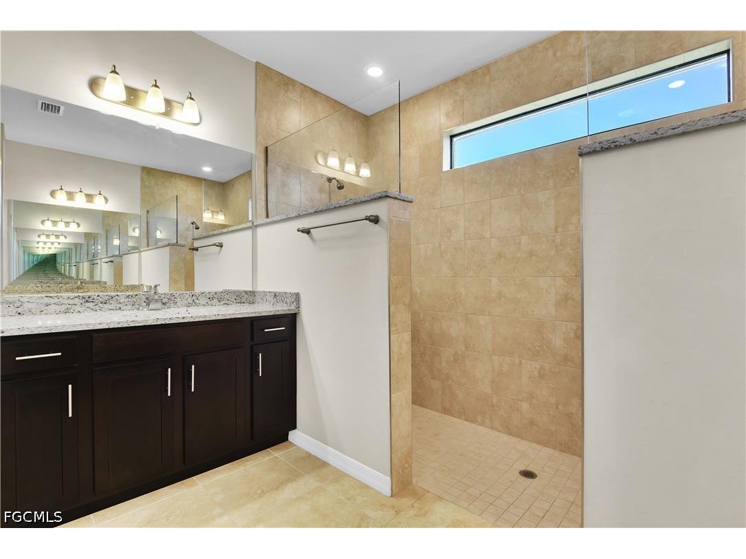 4128 NE 21st Avenue Cape Coral FL 33909 2026016020 image14