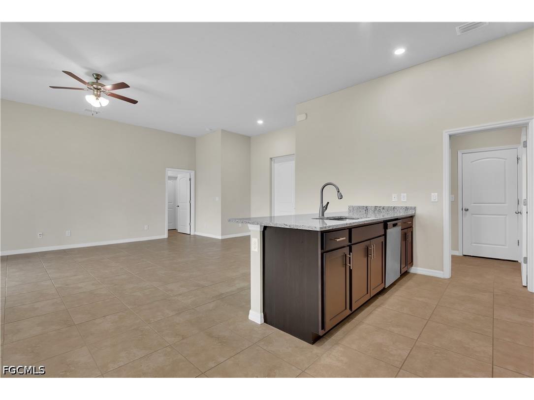 4128 NE 21st Avenue Cape Coral FL 33909 2026016020 image6