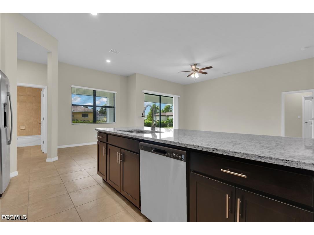 4128 NE 21st Avenue Cape Coral FL 33909 2026016020 image7