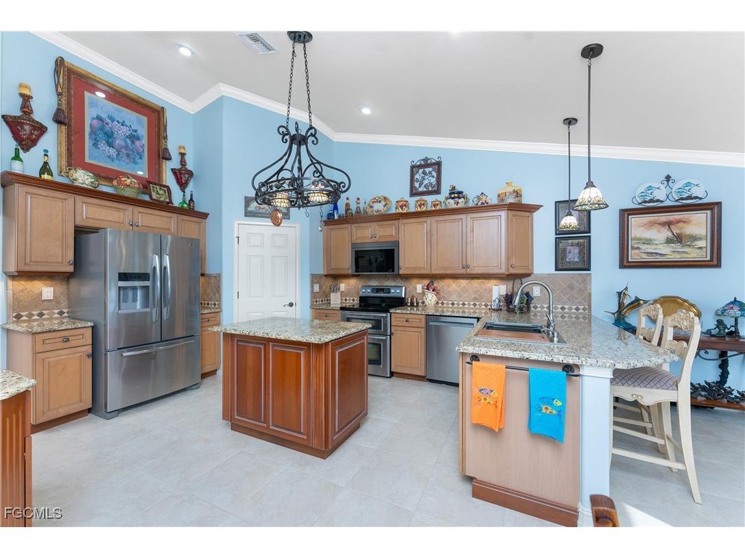 4128 NW 36th Lane Cape Coral FL 33993 2025002942 image7