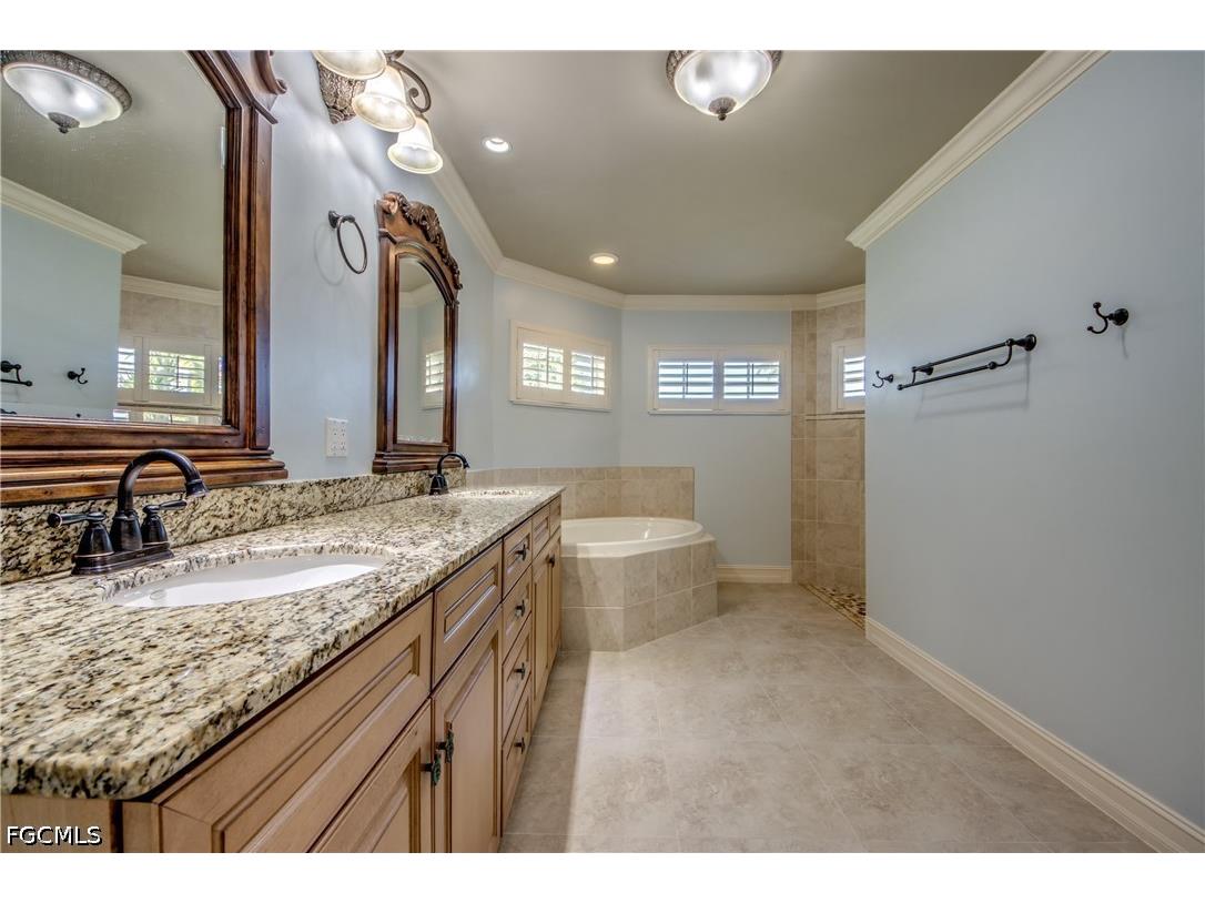 4128 NW 36th Lane Cape Coral FL 33993 2026018680 image18