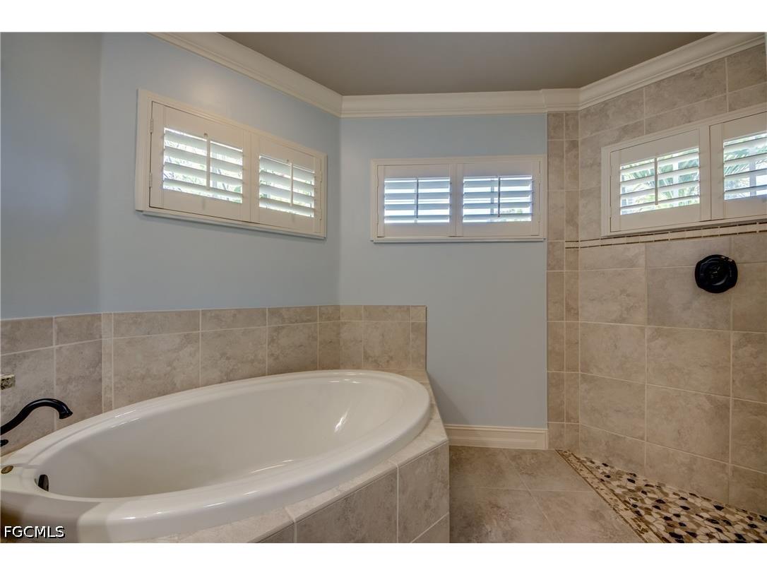 4128 NW 36th Lane Cape Coral FL 33993 2026018680 image19