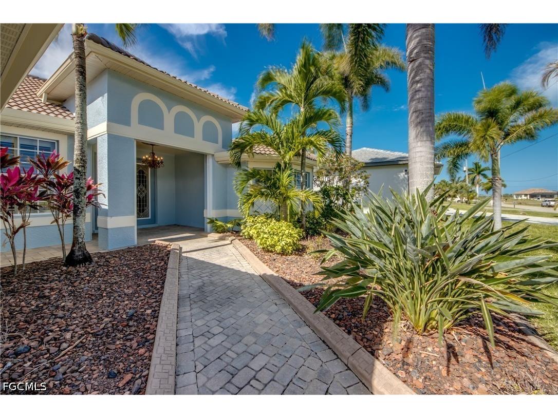 4128 NW 36th Lane Cape Coral FL 33993 2026018680 image2
