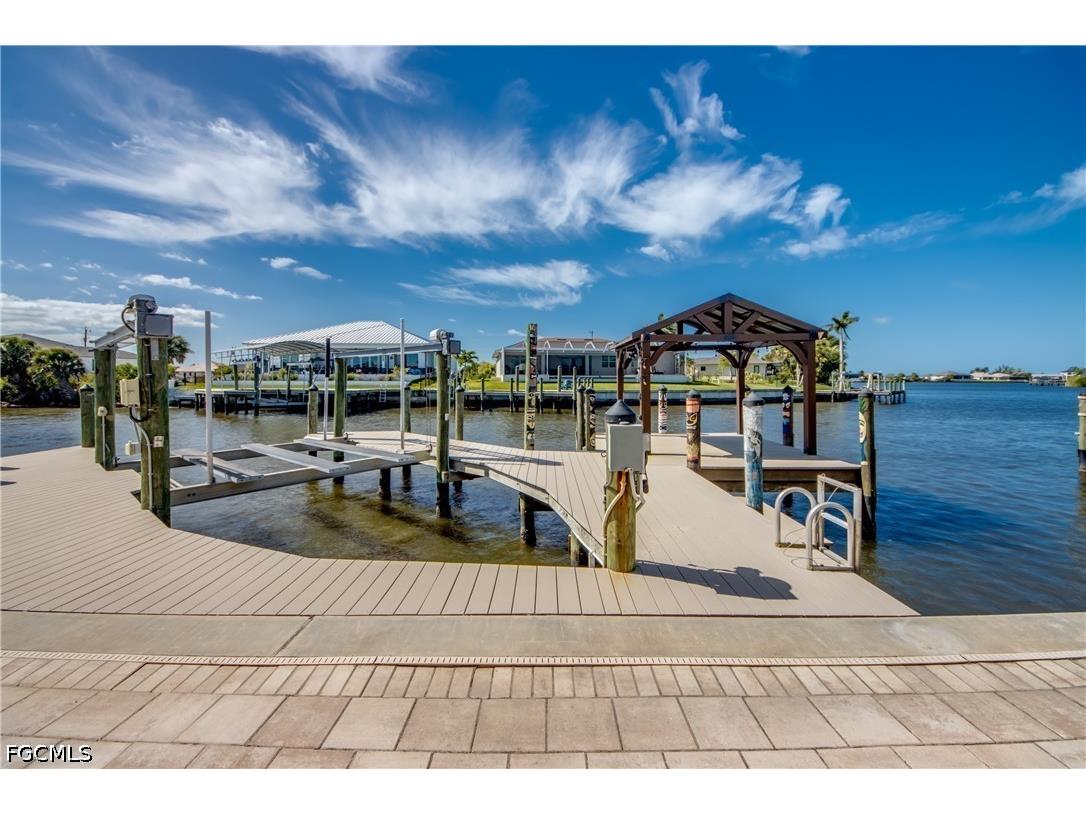 4128 NW 36th Lane Cape Coral FL 33993 2026018680 image27