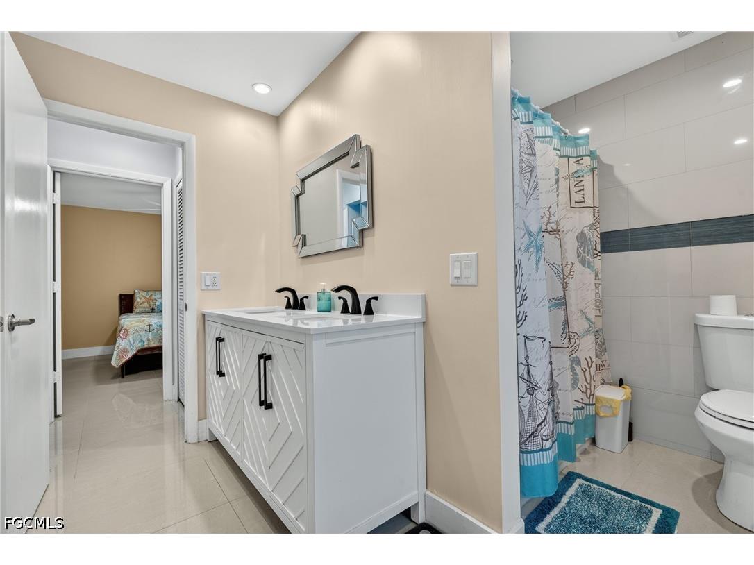 4129 Country Club Boulevard Cape Coral FL 33904 2026024066 image10