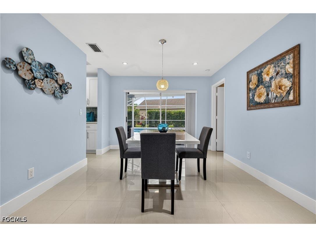 4129 Country Club Boulevard Cape Coral FL 33904 2026024066 image18