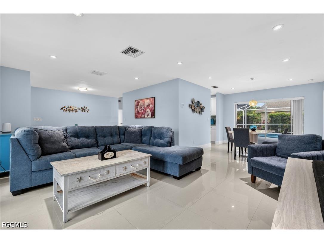 4129 Country Club Boulevard Cape Coral FL 33904 2026024066 image24