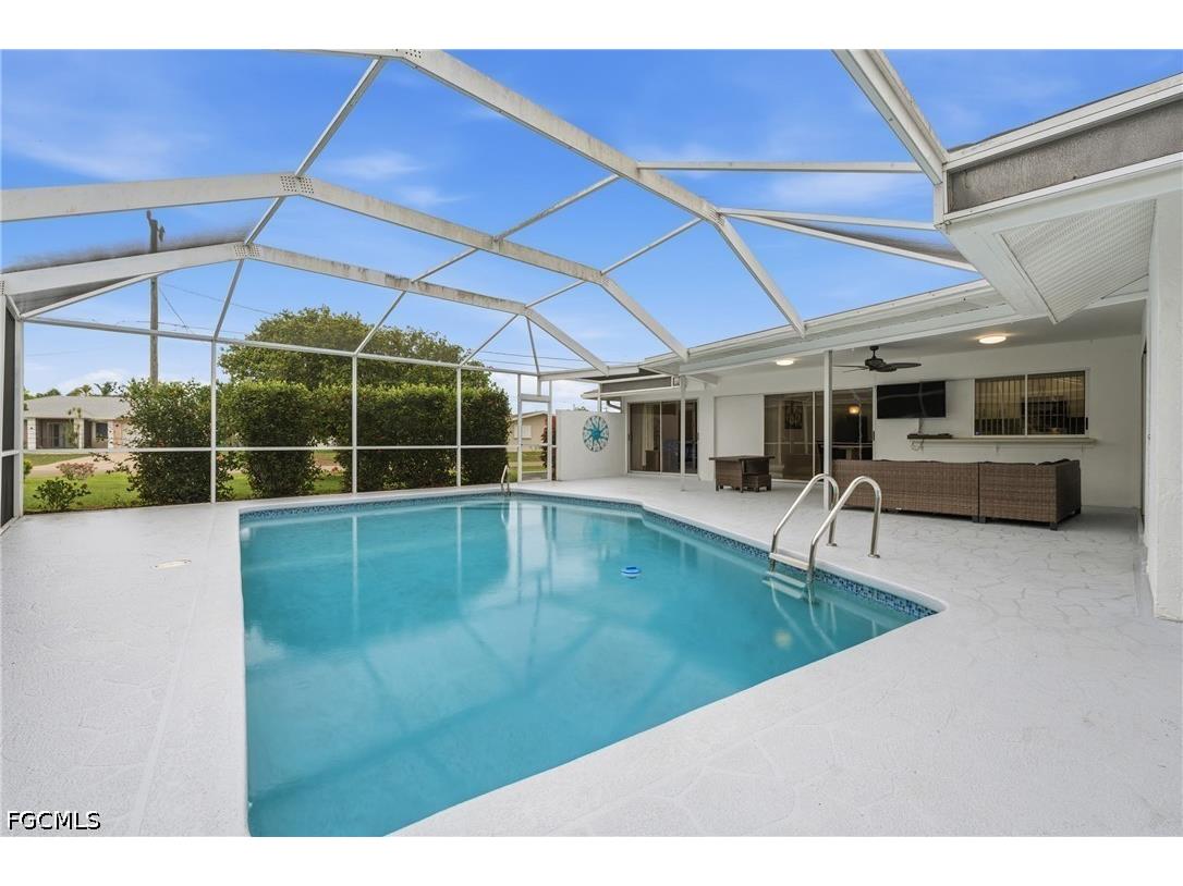 4129 Country Club Boulevard Cape Coral FL 33904 2026024066 image30