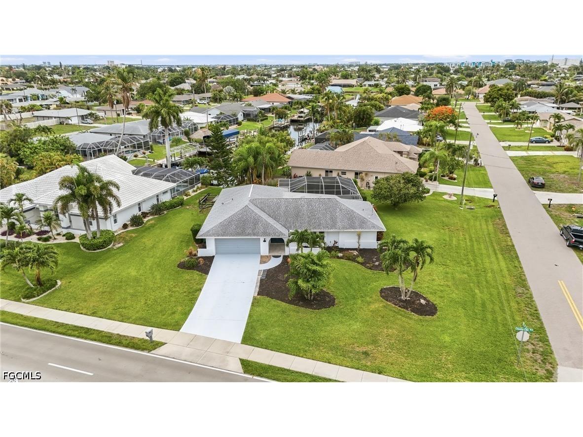 4129 Country Club Boulevard Cape Coral FL 33904 2026024066 image35