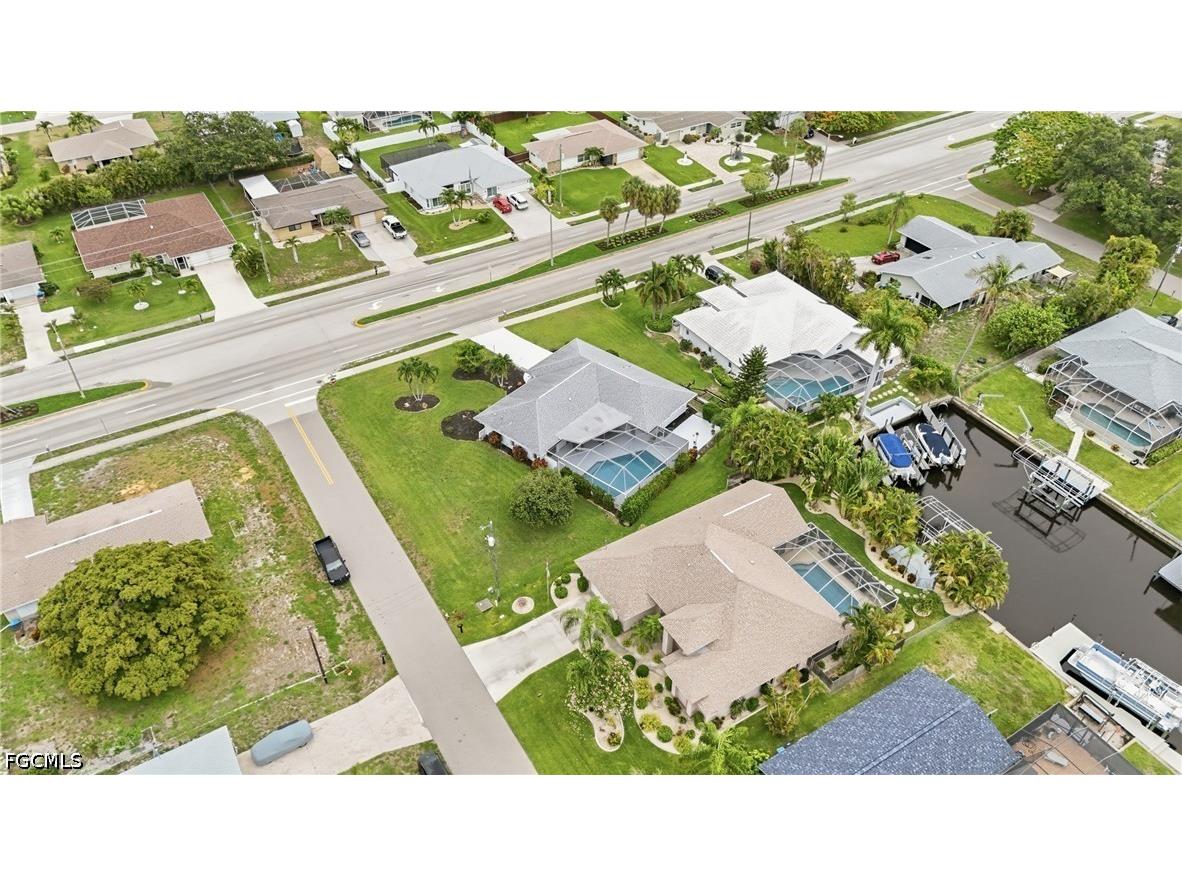 4129 Country Club Boulevard Cape Coral FL 33904 2026024066 image36