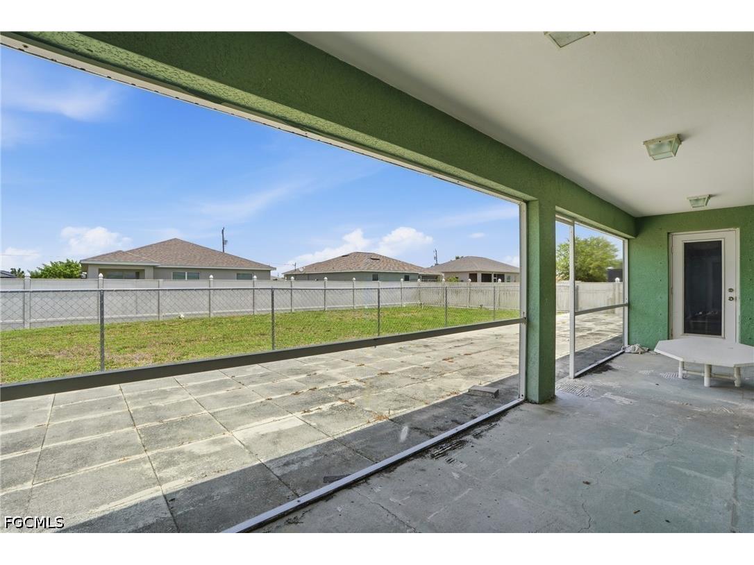 4129 NE 14th Place Cape Coral FL 33909 2026023870 image8