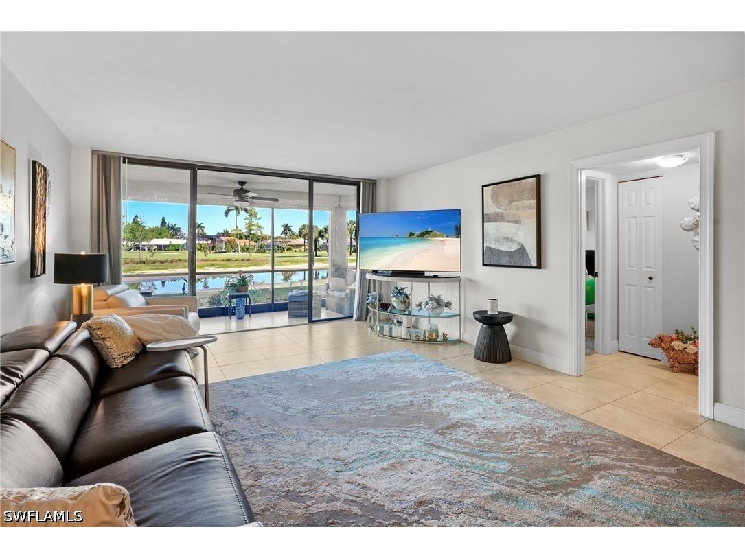 413 Augusta Boulevard #105 Naples FL 34113 226024470 image1