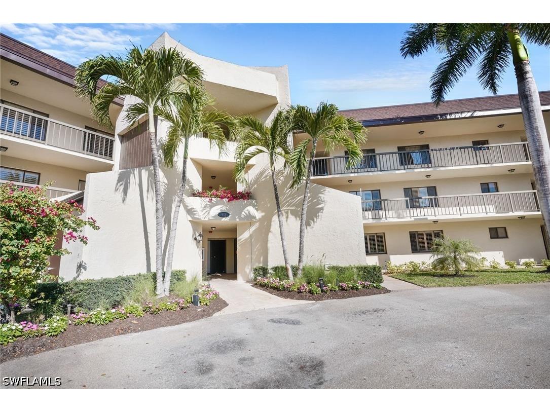 413 Augusta Boulevard #105 Naples FL 34113 226024470 image24