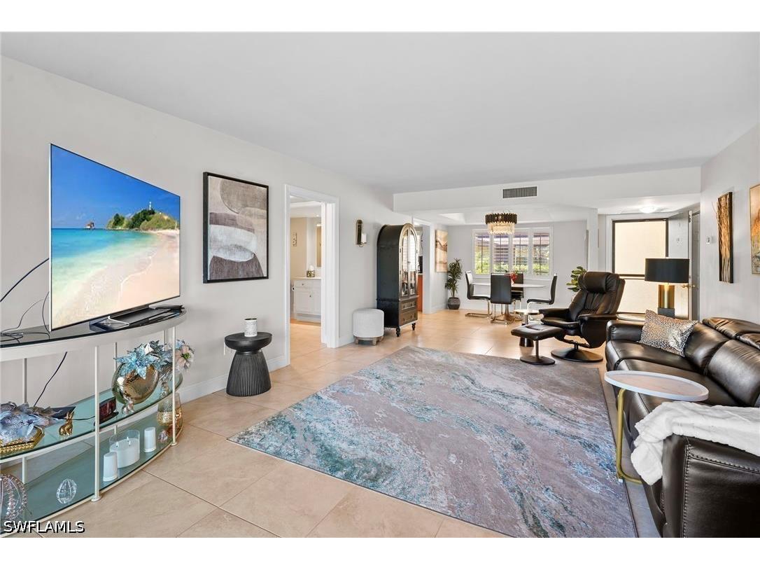 413 Augusta Boulevard #105 Naples FL 34113 226024470 image3