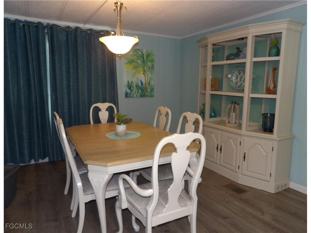 413 Timber Lane N North Fort Myers FL 33917 2025025979 image6