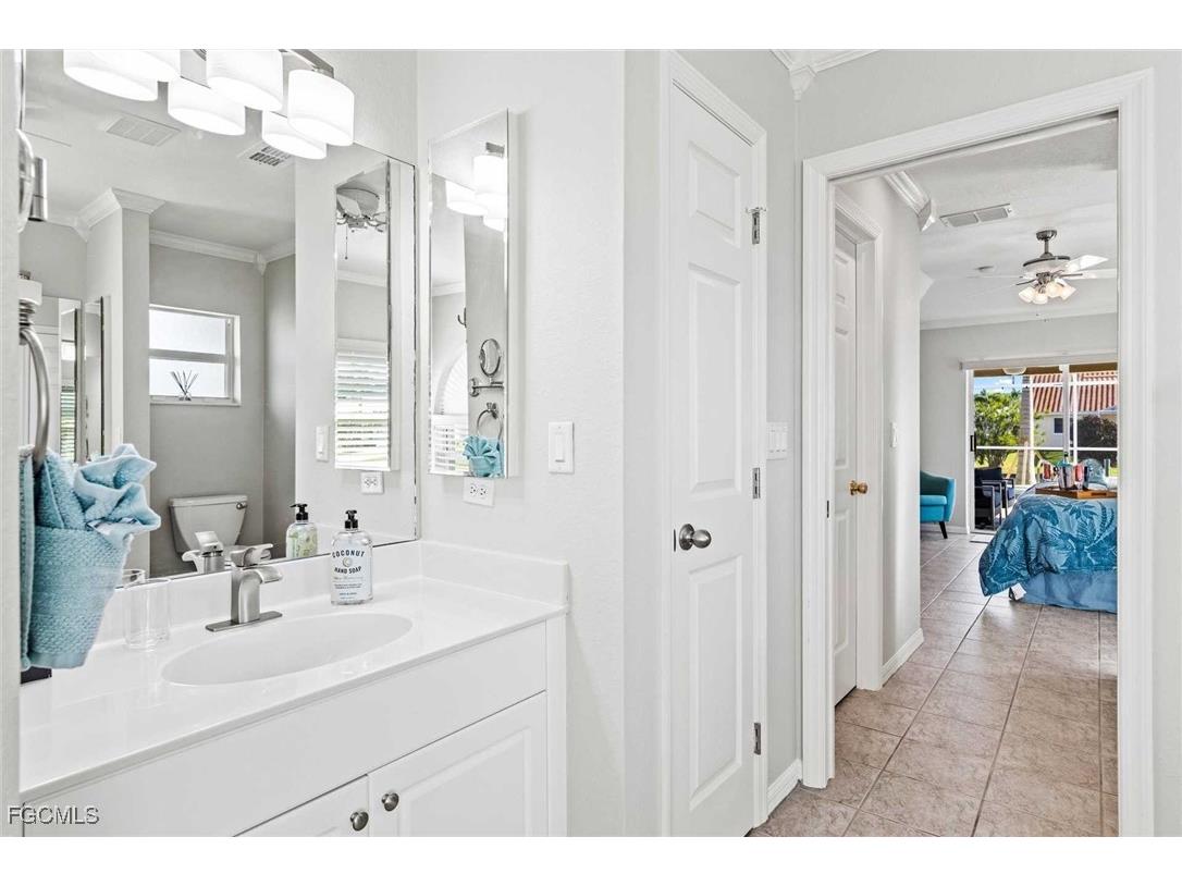 4131 SW 17th Place Cape Coral FL 33914 2025009763 image13