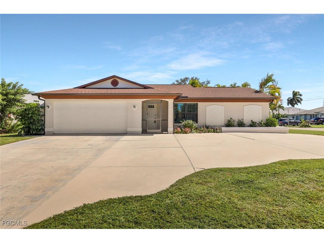 4131 SW 1st Place Cape Coral FL 33914 2025013892 image1