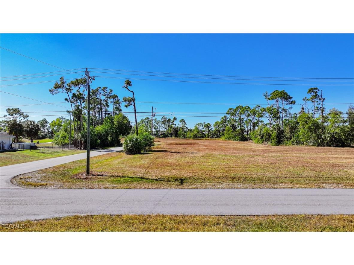 4132 Garden Boulevard Cape Coral FL 33909 2026004285 image1