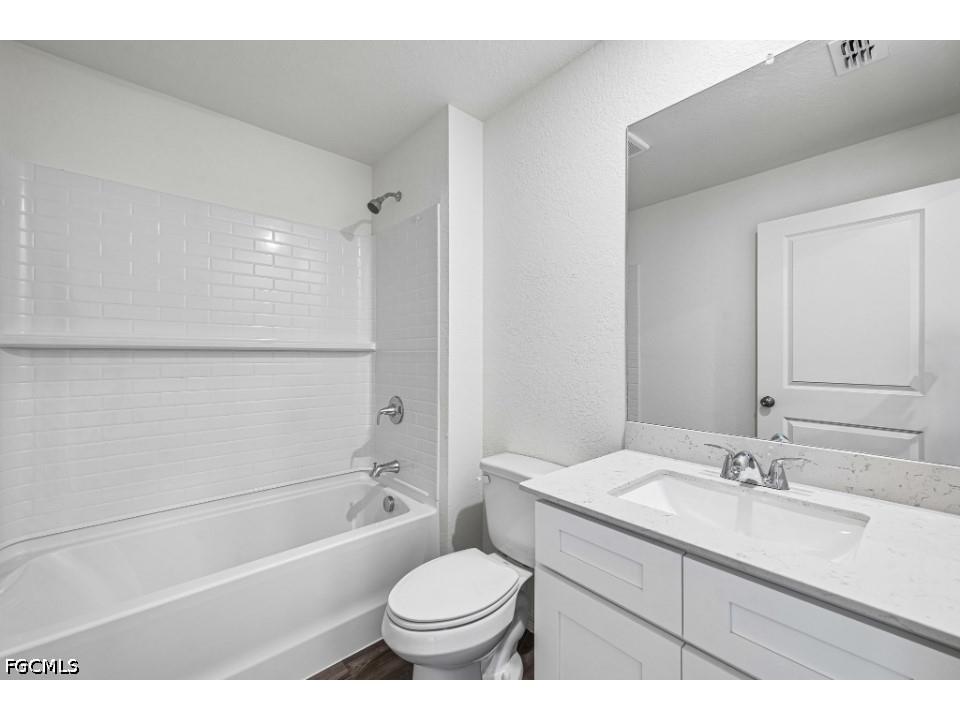 4134 NE 20th Court Cape Coral FL 33909 2026012160 image13